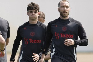 突发！曼联官宣10人下岗，三届英超冠军+4000万先生均遭清洗，重建风暴来袭？