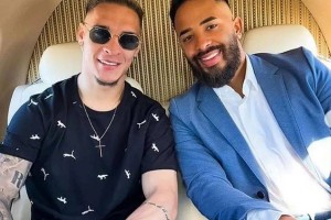 曼联两「藤甲兵」获沙特邀请，有望带来3600万！安东尼表示愿意去