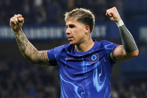 英超：核心中卫伤停，埃弗顿能否顶住切尔西三板斧？