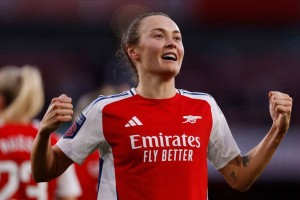 欧冠激战夜！阿森纳女足1-2不敌法甲豪门，晋级希望渺茫