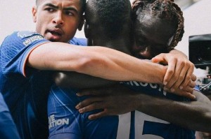 切尔西一球小胜埃弗顿，杰克逊破13场进球荒，争四战需连胜