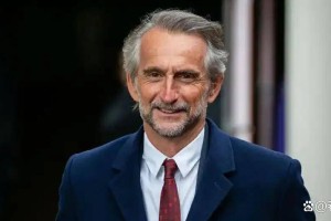 废品换天才杜埃，大巴黎夺冠感谢曼联，红魔成大冤种接盘侠