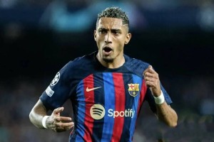 金球先生8000万可卖！阿森纳、切尔西有意，巴萨左边锋也不缺人