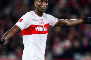 曼联瞄准吉拉西，7000万欧元欲引进德甲神锋，皇马看中维拉铁闸